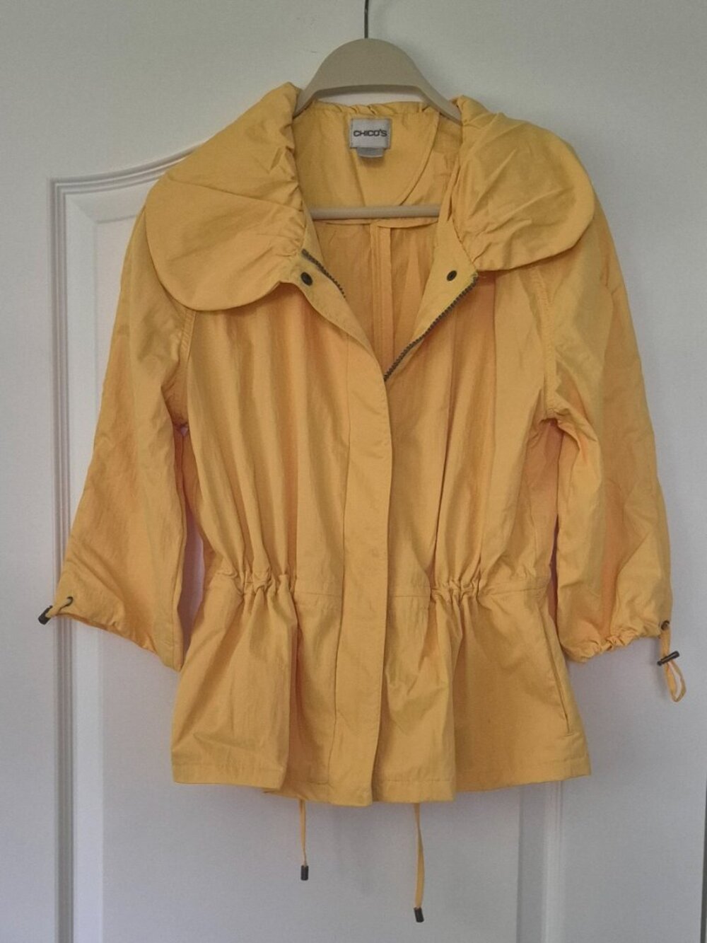 Chico's Sunny Rain Jacket - Size 0, Never worn
